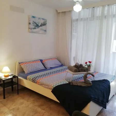 Strandappartment Fuer 2 Personen In Apartment